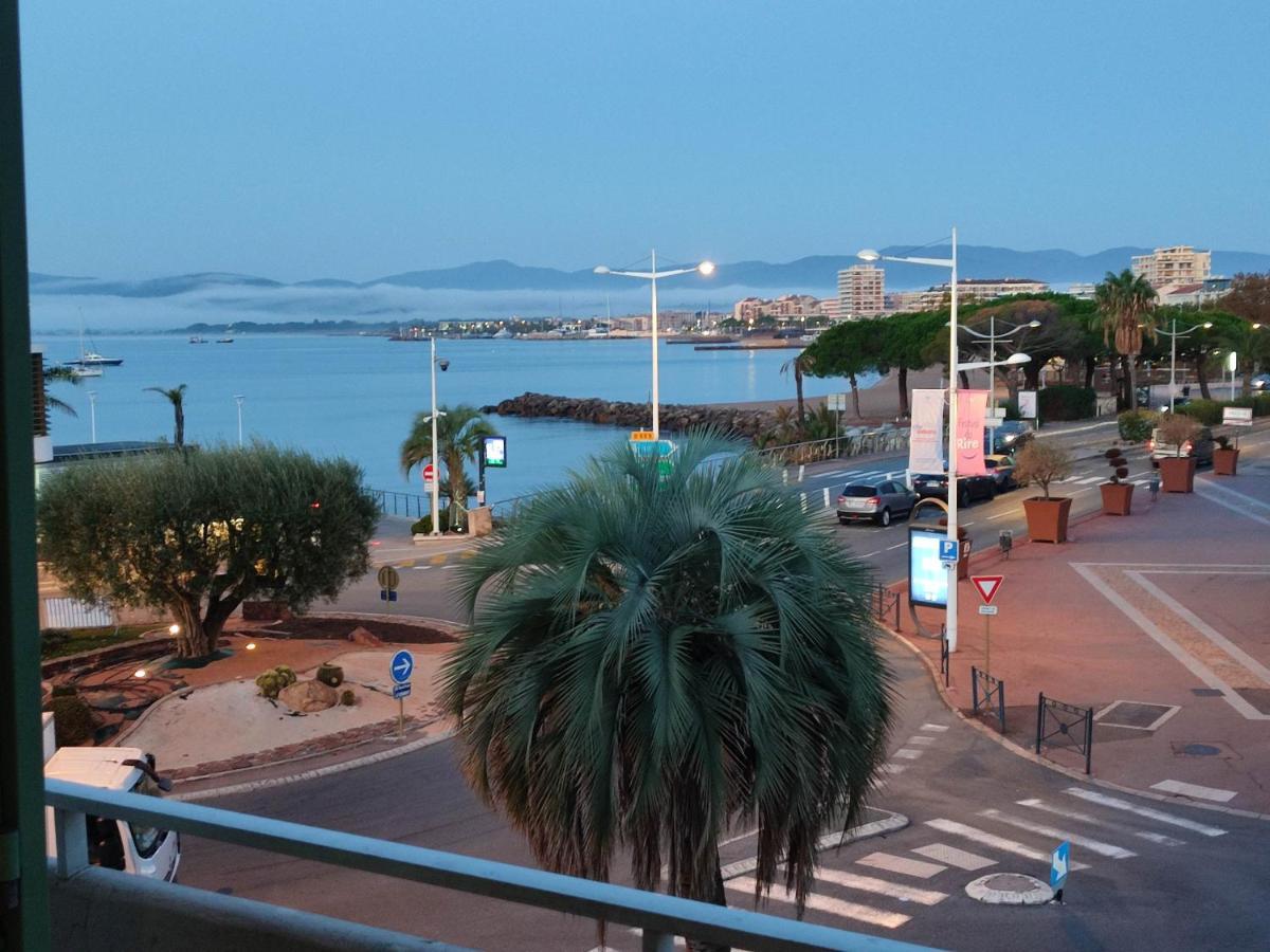 Le Belvedere Du Vieux Port Plages Centre Et Gare A Pied Saint-Raphaël Exteriör bild